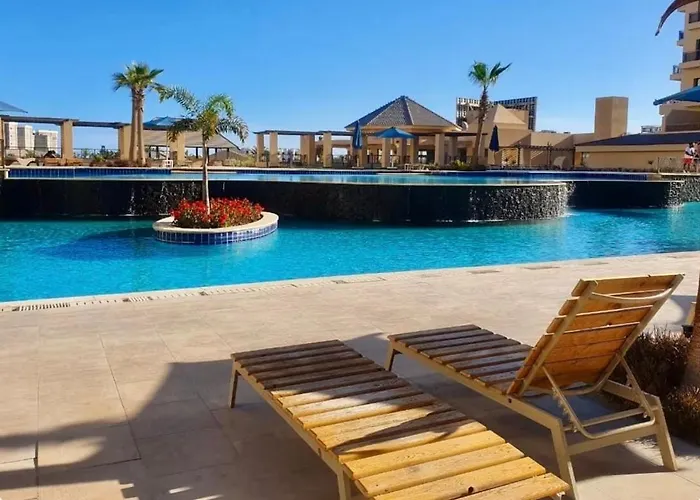 Apartment Modern Pool - View Sanctuary In Al Dau Heights *